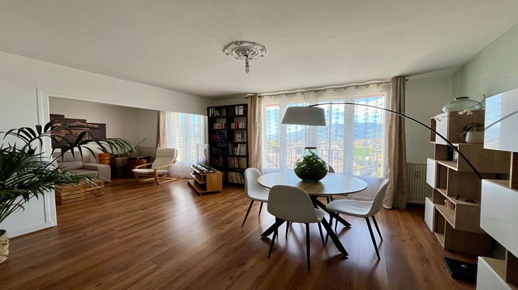 Ma-Cabane - Vente Appartement VOIRON, 92 m²