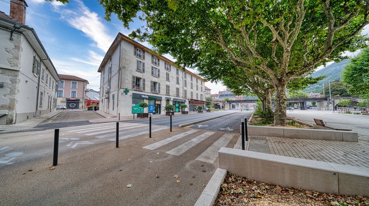 Ma-Cabane - Vente Appartement VOIRON, 54 m²