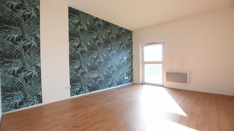 Ma-Cabane - Vente Appartement Voisins-le-Bretonneux, 64 m²