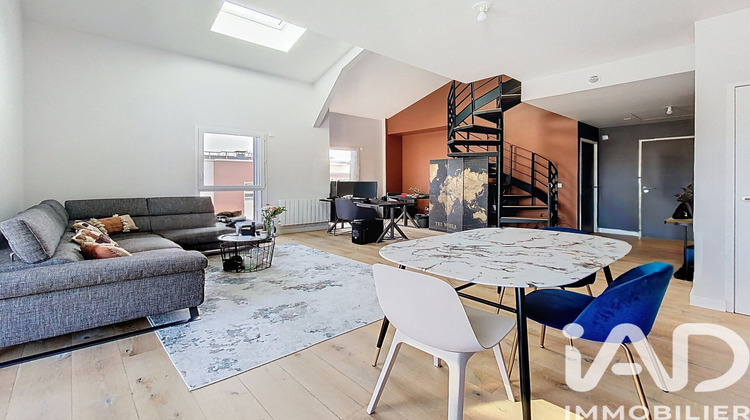 Ma-Cabane - Vente Appartement Voisins-le-Bretonneux, 93 m²