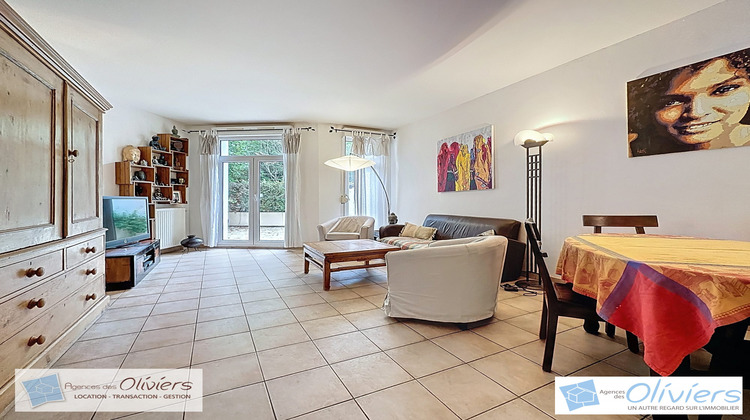 Ma-Cabane - Vente Appartement Voisins-le-Bretonneux, 113 m²