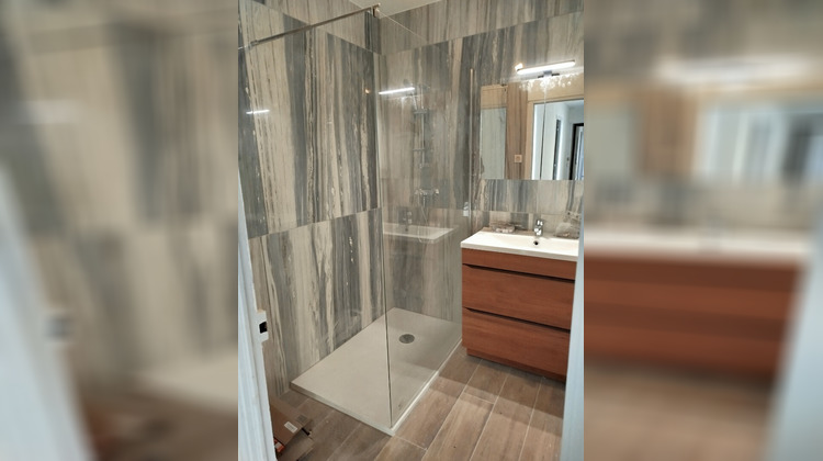 Ma-Cabane - Vente Appartement VOLONNE, 80 m²