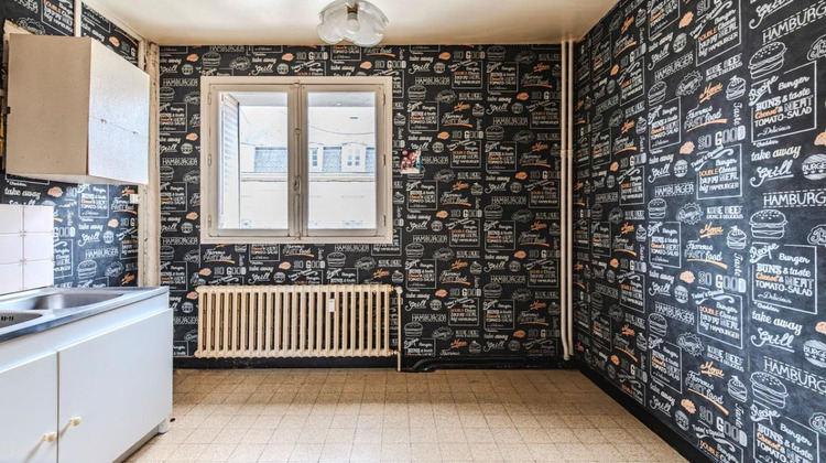 Ma-Cabane - Vente Appartement VOUZIERS, 83 m²