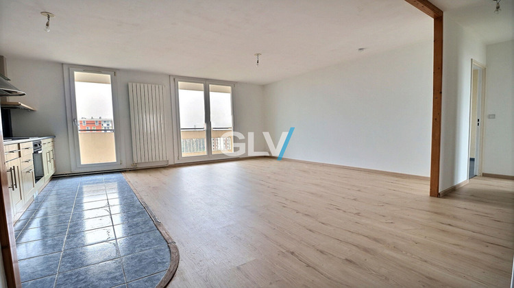 Ma-Cabane - Vente Appartement WATTIGNIES, 65 m²