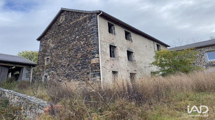 Ma-Cabane - Vente Appartement Yssingeaux, 270 m²