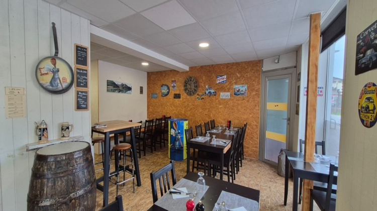 Ma-Cabane - Vente Boutique AIGUEPERSE, 70 m²