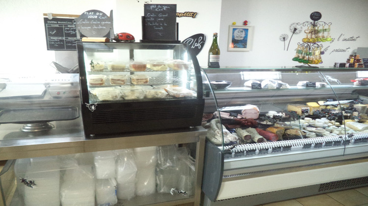 Ma-Cabane - Vente Boutique Aimargues, 85 m²