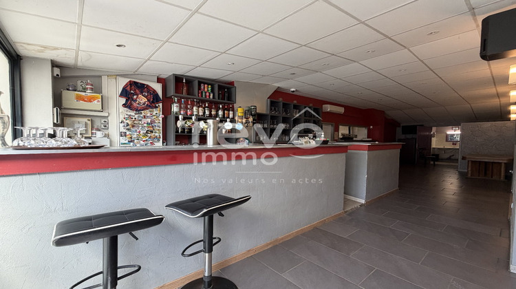 Ma-Cabane - Vente Boutique AMBERIEUX EN DOMBES, 192 m²