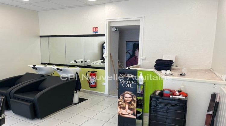 Ma-Cabane - Vente Boutique Angoulême, 35 m²