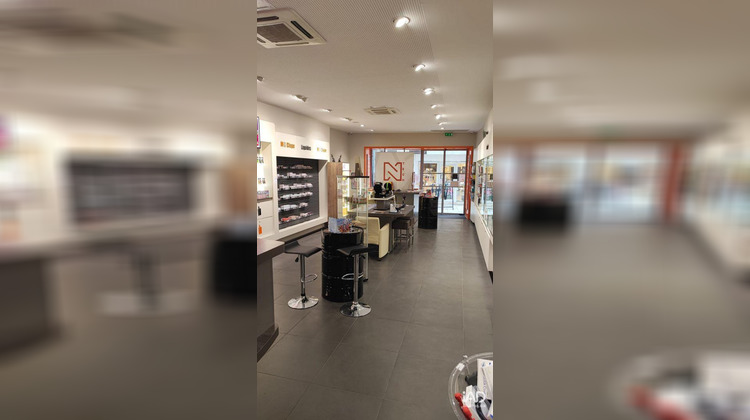 Ma-Cabane - Vente Boutique Bagnols-sur-Cèze, 86 m²