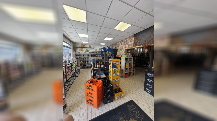 Ma-Cabane - Vente Boutique Bogny-sur-Meuse, 170 m²