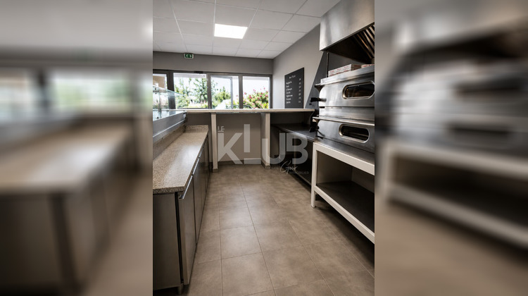 Ma-Cabane - Vente Boutique BORGO, 53 m²