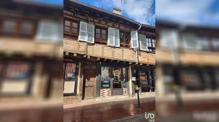 Ma-Cabane - Vente Boutique Bourg-en-Bresse, 121 m²