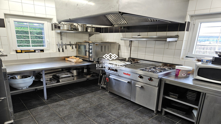 Ma-Cabane - Vente Boutique Bourg-en-Bresse, 192 m²