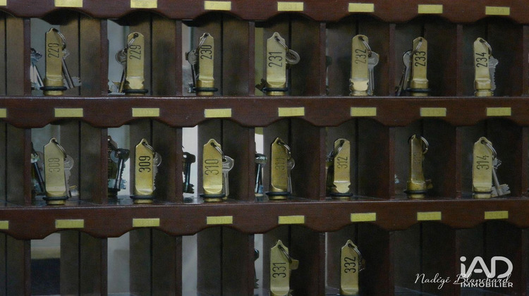 Ma-Cabane - Vente Boutique Boutenac-Touvent, 800 m²