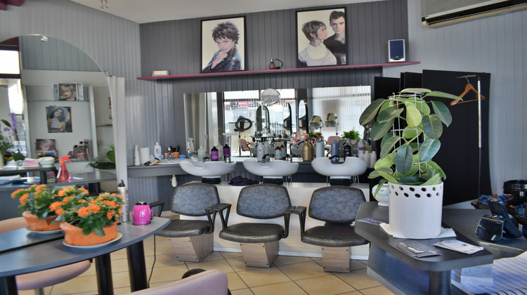 Ma-Cabane - Vente Boutique Brive-la-Gaillarde, 55 m²