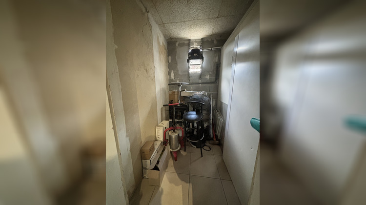 Ma-Cabane - Vente Boutique Brive-la-Gaillarde, 80 m²