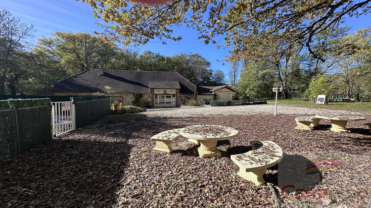 Ma-Cabane - Vente Boutique CAHORS, 345 m²