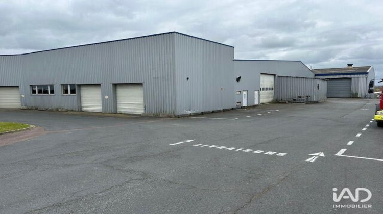 Ma-Cabane - Vente Boutique Carpiquet, 8200 m²