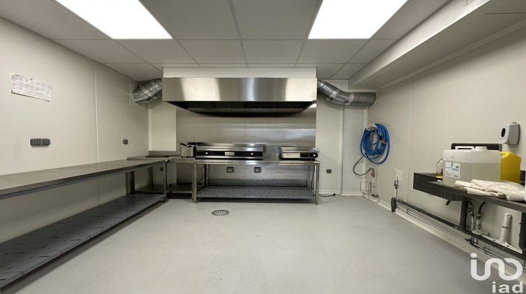 Ma-Cabane - Vente Boutique Carrières-sur-Seine, 163 m²