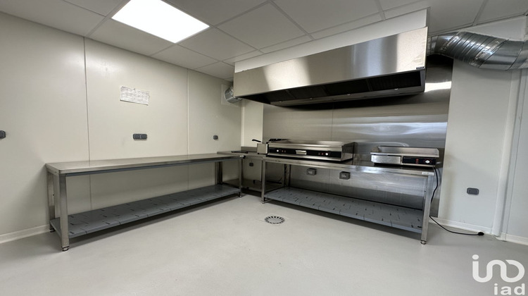 Ma-Cabane - Vente Boutique Carrières-sur-Seine, 163 m²