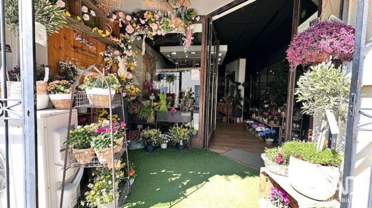 Ma-Cabane - Vente Boutique Castries, 90 m²