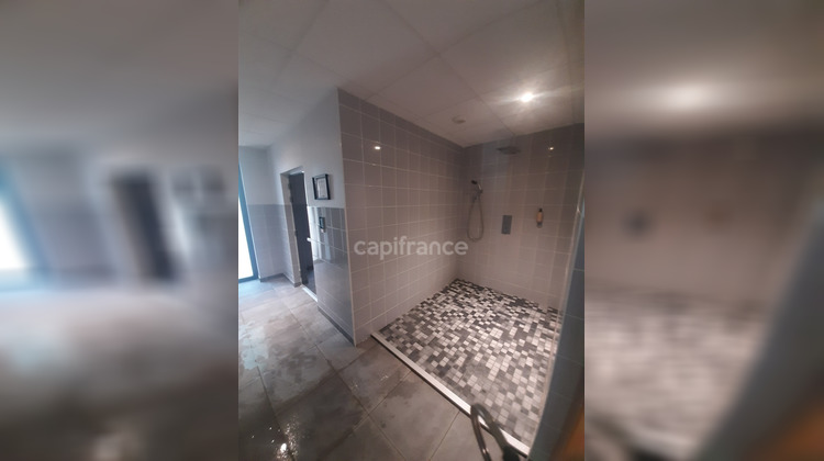 Ma-Cabane - Vente Boutique CHALONS EN CHAMPAGNE, 3228 m²