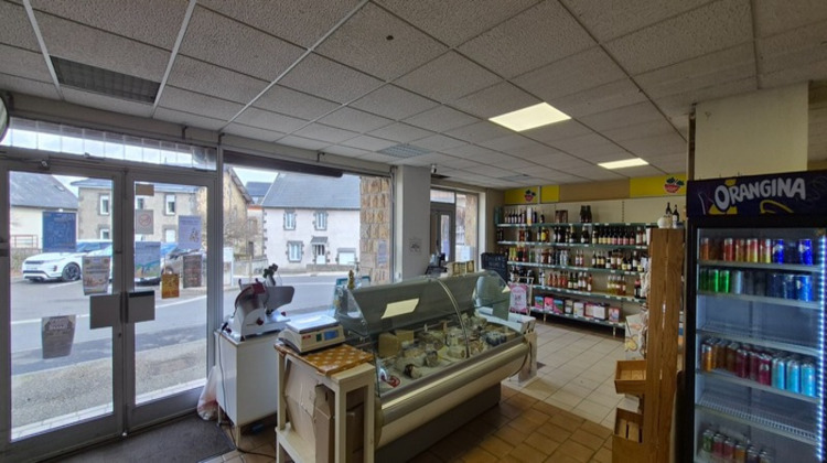 Ma-Cabane - Vente Boutique CHAPDES BEAUFORT, 170 m²