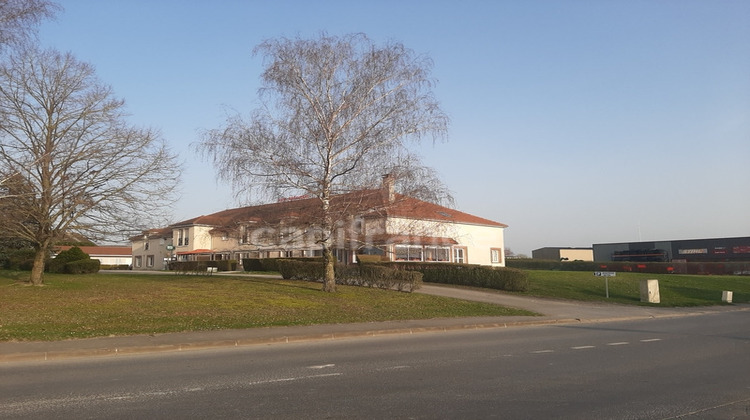 Ma-Cabane - Vente Boutique CHARLEVILLE MEZIERES, 1400 m²