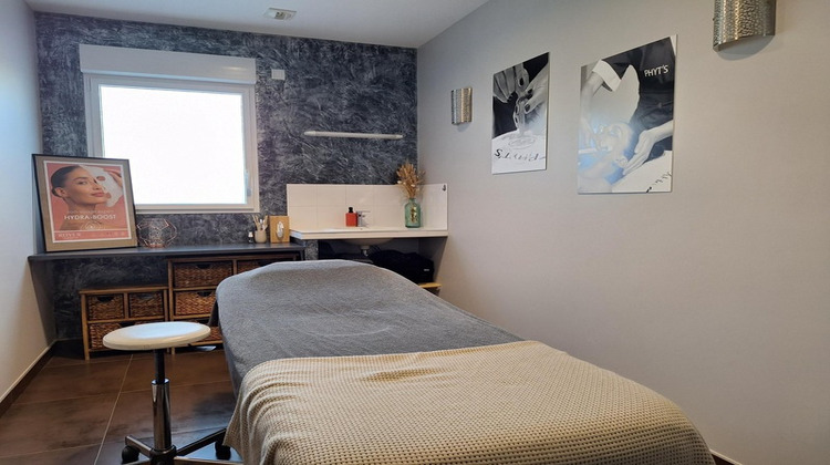 Ma-Cabane - Vente Boutique CHATEAU GONTIER, 228 m²