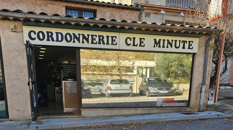 Ma-Cabane - Vente Boutique Châteauneuf-Grasse, 64 m²
