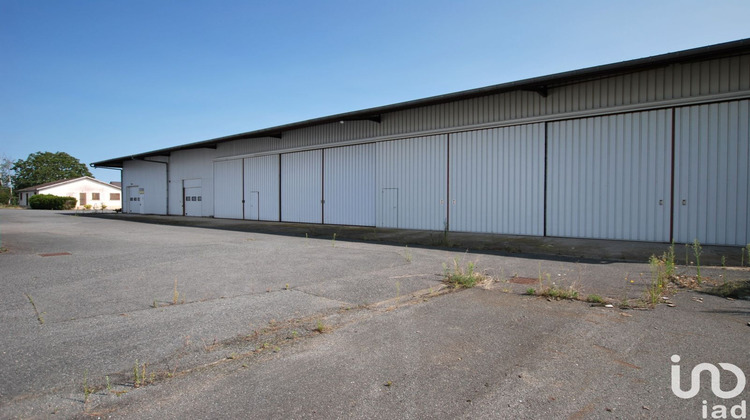 Ma-Cabane - Vente Boutique Châtillon-sur-Loire, 3377 m²