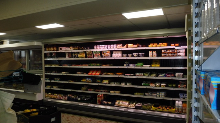 Ma-Cabane - Vente Boutique CHAUMONT SUR THARONNE, 70 m²