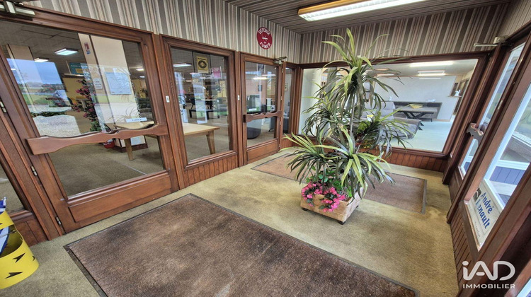 Ma-Cabane - Vente Boutique Chef-Boutonne, 1500 m²