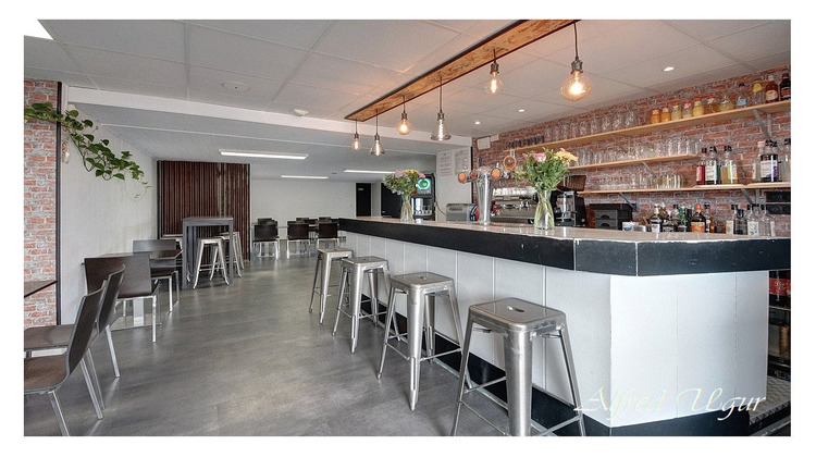 Ma-Cabane - Vente Boutique COMBLESSAC, 162 m²