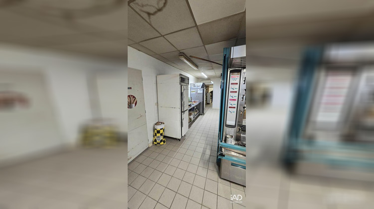 Ma-Cabane - Vente Boutique Couhé, 210 m²