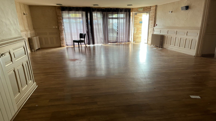 Ma-Cabane - Vente Boutique Cours-la-Ville, 450 m²