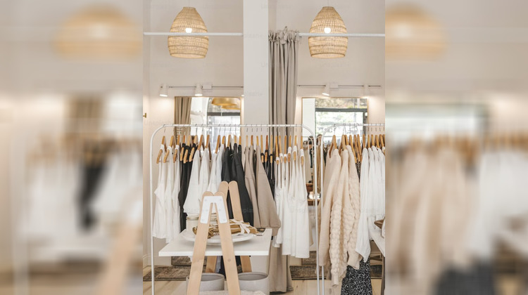 Ma-Cabane - Vente Boutique Dinan, 50 m²