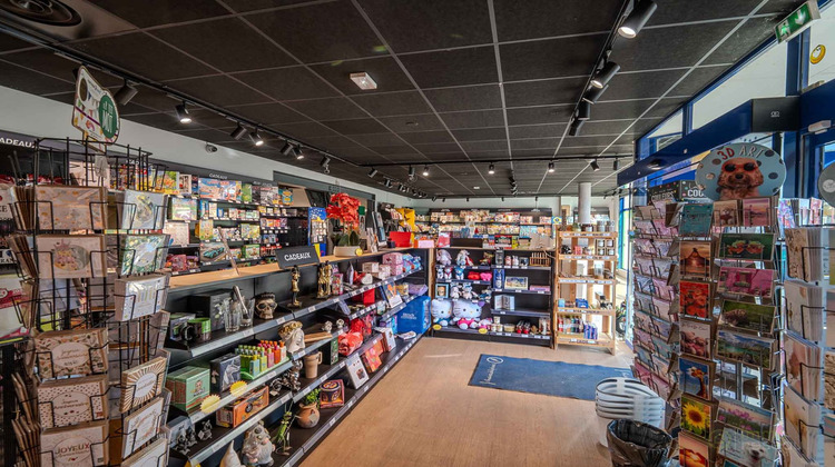 Ma-Cabane - Vente Boutique ETAIN, 137 m²