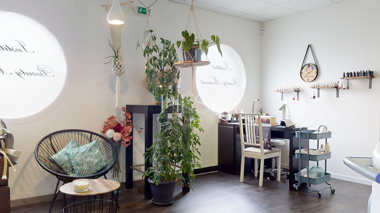 Ma-Cabane - Vente Boutique ETREMBIERES, 118 m²