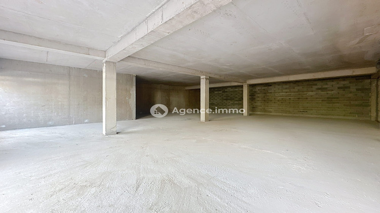 Ma-Cabane - Vente Boutique Flassans-sur-Issole, 247 m²