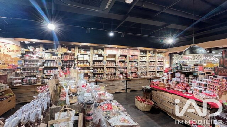 Ma-Cabane - Vente Boutique Flins sur Seine, 68 m²