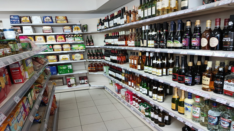 Ma-Cabane - Vente Boutique Fougères, 220 m²