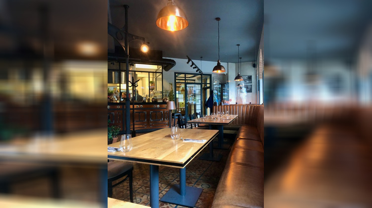 Ma-Cabane - Vente Boutique FREJUS, 100 m²