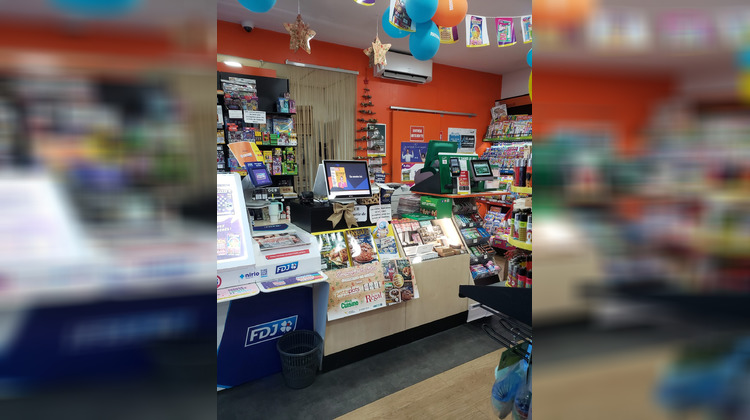 Ma-Cabane - Vente Boutique Frontignan, 60 m²