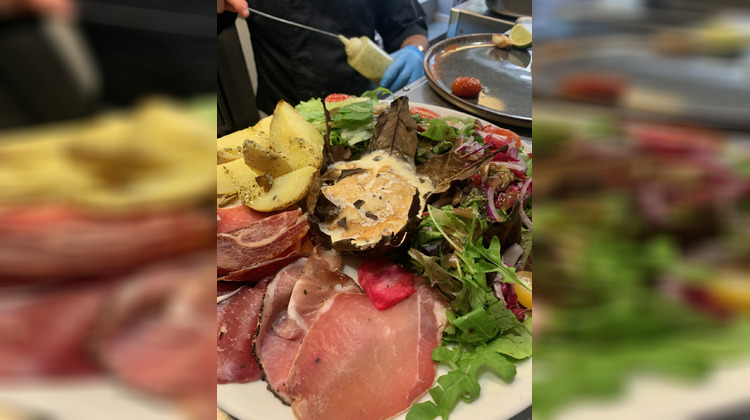 Ma-Cabane - Vente Boutique Gréoux-les-Bains, 103 m²