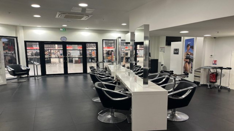 Ma-Cabane - Vente Boutique Gujan-Mestras, 95 m²