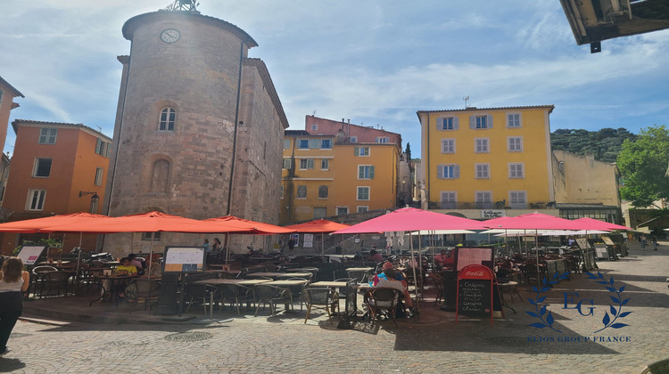 Ma-Cabane - Vente Boutique Hyères, 157 m²