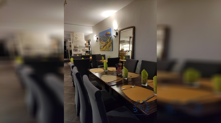 Ma-Cabane - Vente Boutique Hyères, 157 m²
