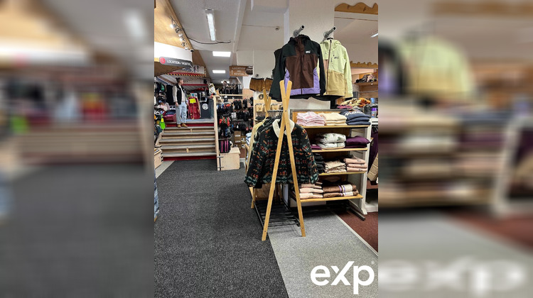 Ma-Cabane - Vente Boutique Isola, 317 m²